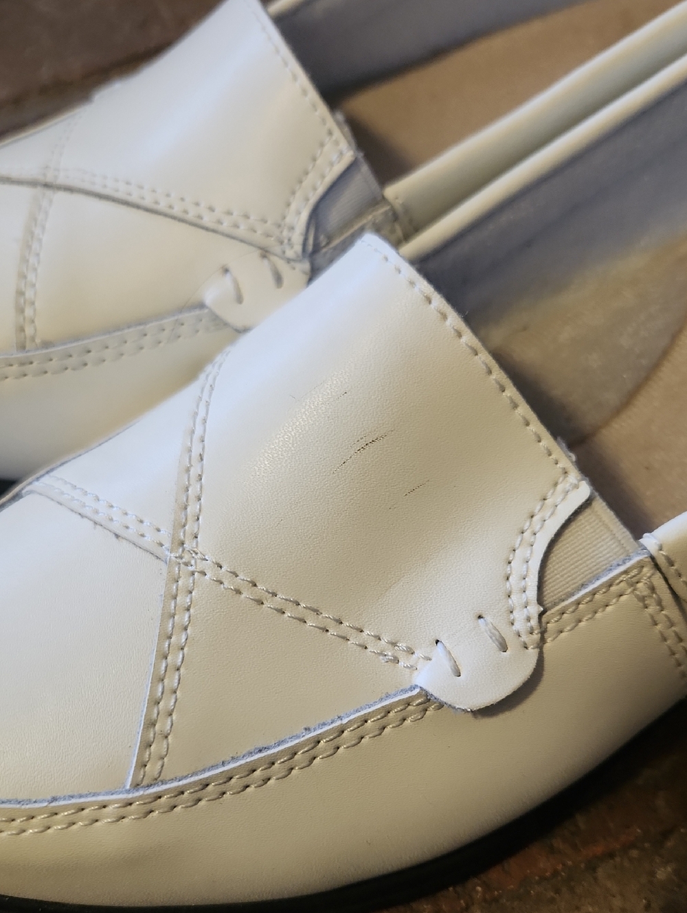 White Leather Womens Size 9 Loafers Dr Max Brand Slip On - Picture 11 of 11